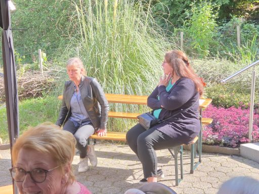 re Sabine v. Hanse Merkur, li. Martina Reimann